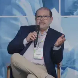 Microbioma en el centro: Descifrando los mecanismos de la alergia alimentaria en la era de las enfermedades no transmisibles